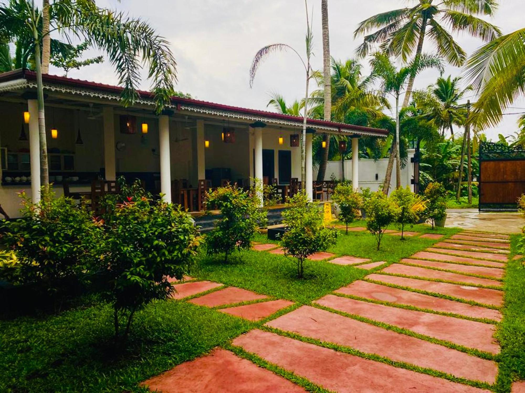 Hotel Ceagull Ahangama Esterno foto
